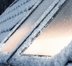 Мансардные окна ПВХ GLP 0073B