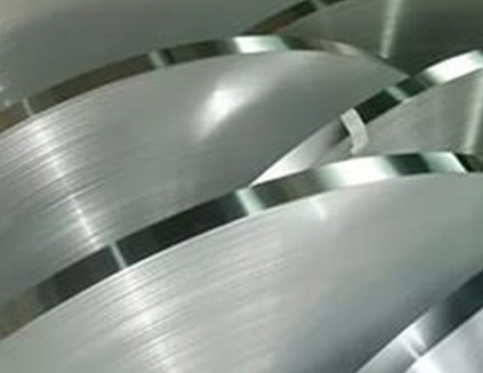 Стальная упаковочная лента