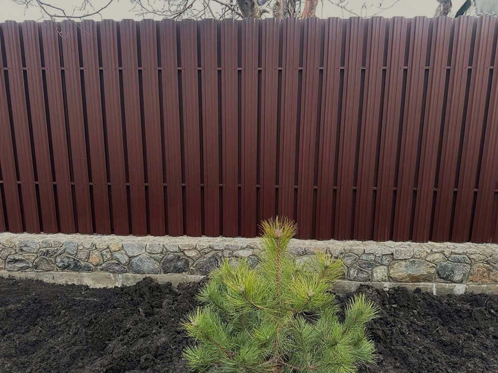 Металевий штахетник для паркану від Стальсервіс